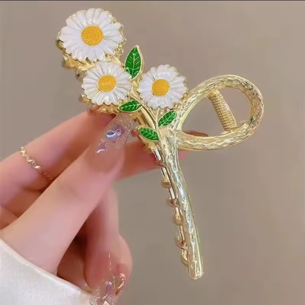 Gold Floral Daisy Hair Claw